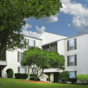The Lakes Apartments